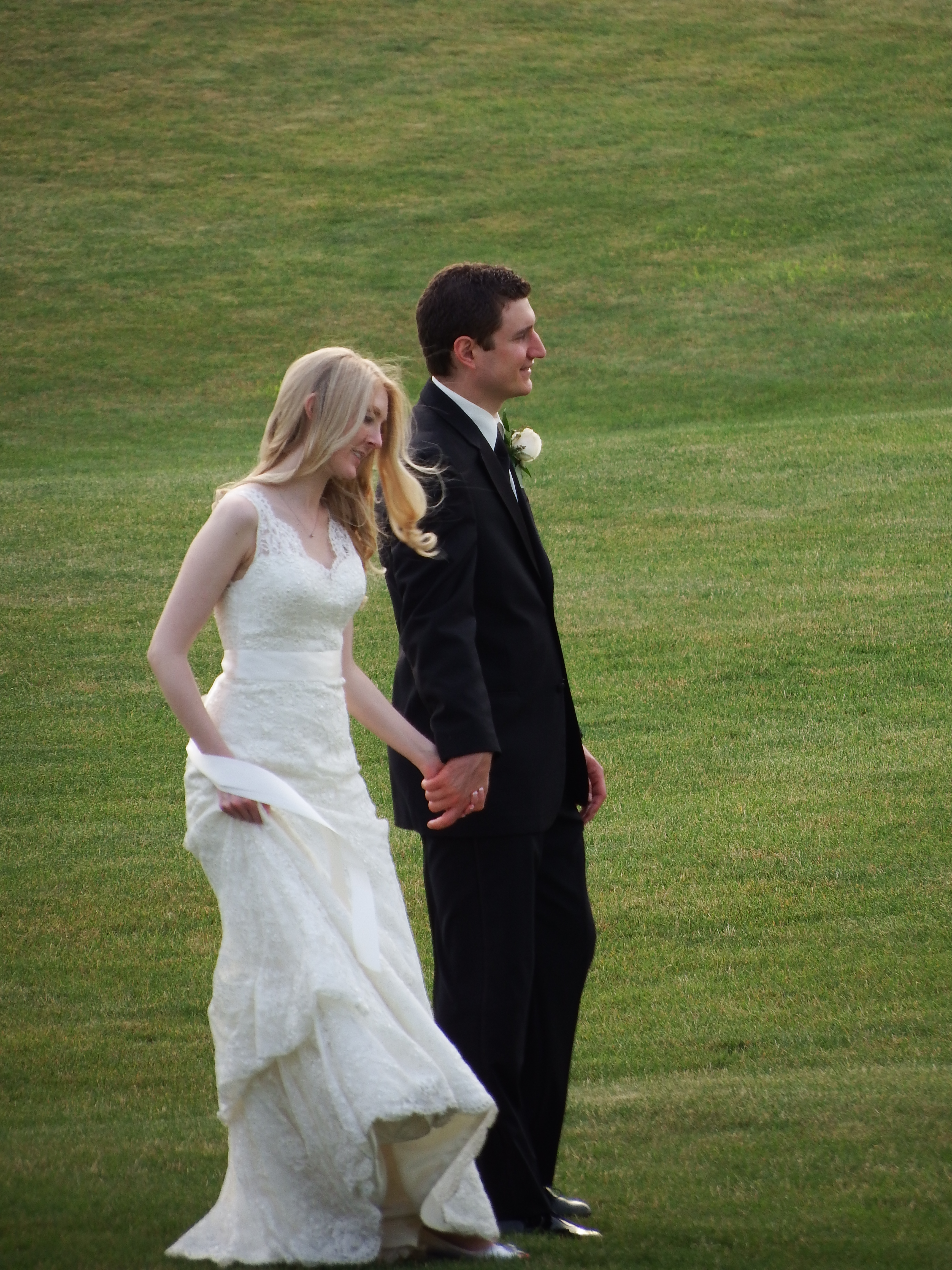 DSCF0410a.JPG\n6,326.18 KB \n3456 x 4608 \n8/1/14\n
